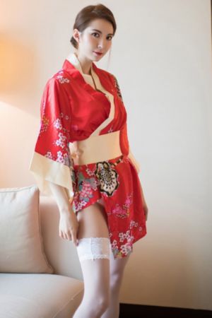 抽搐电击罚女仆夹震蛋器憋尿虐乳