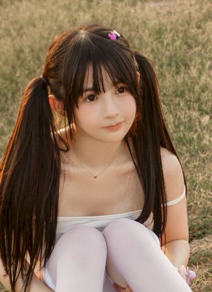 年轻的小婊2中文版